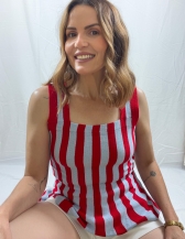 REGATA DE TRICOT MODAL | MODELAGEM BALONÊ - Vermelho / Azul Bebê