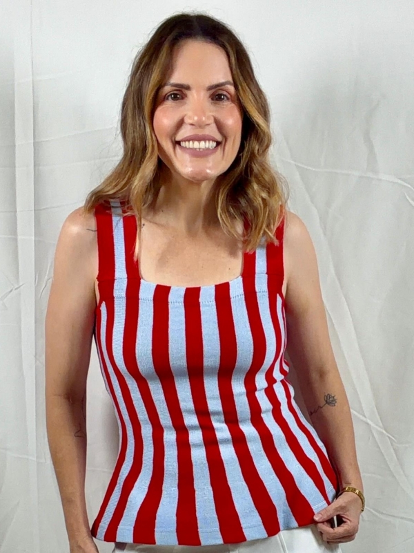 REGATA DE TRICOT MODAL | MODELAGEM BALONÊ - Vermelho / Azul Bebê