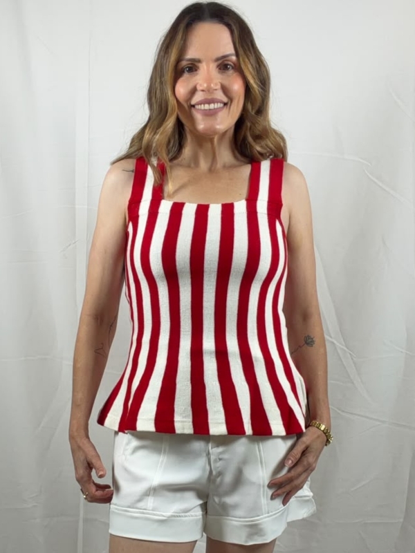 REGATA DE TRICOT MODAL | MODELAGEM BALONÊ - Vermelho